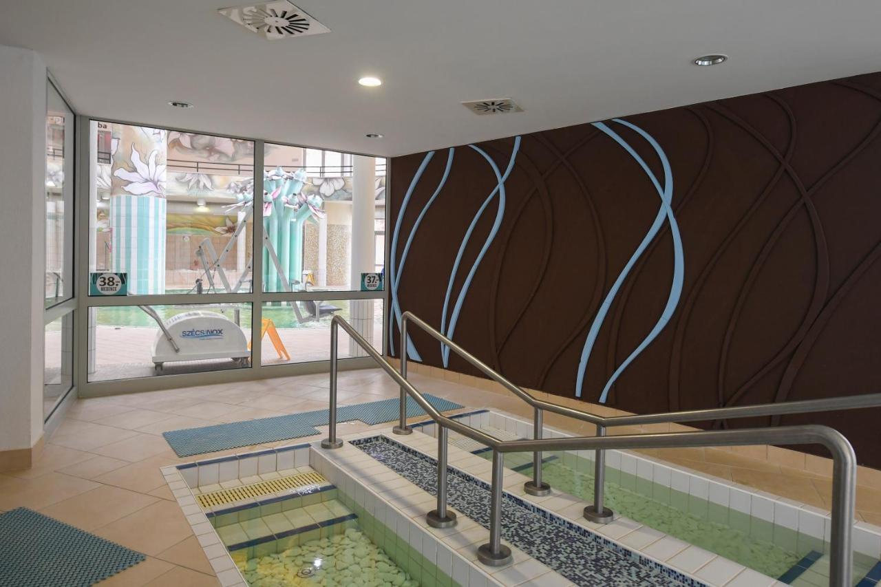 Hunguest Hotel Sosto Nyíregyháza Zewnętrze zdjęcie